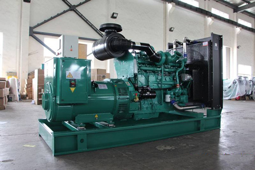 乐东320kw康明斯柴油发电车出租_COPY_COPY